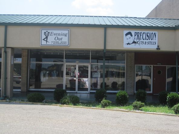 Normandale Shopping Mall / Opportunity Zone: 500-634 East Patton Avenue, Montgomery, AL 36111